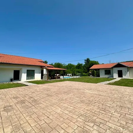 ем парадайс Landhaus