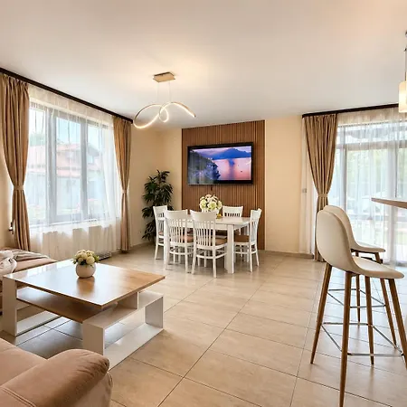ем парадайс Country house Tserova Koriya