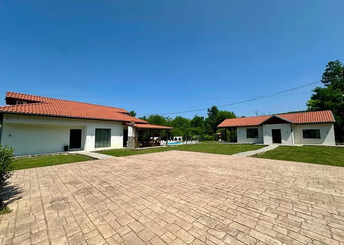 ем парадайс Kır Evi